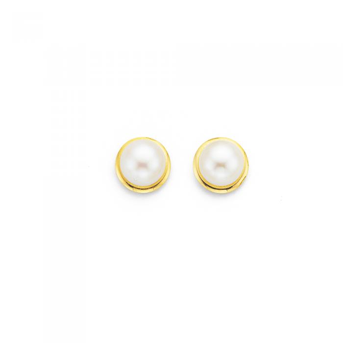 9ct Gold 5.5mm Freshwater Pearl Studs