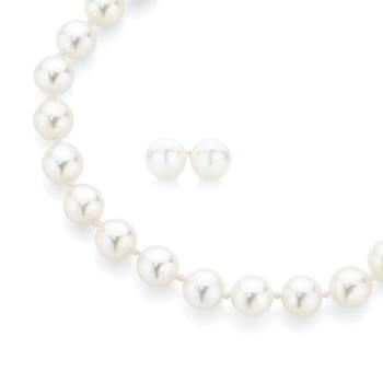 14ct Cultured Akoya Pearl Necklace & Stud Set