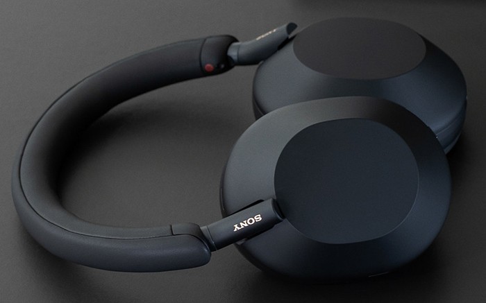 Sony WH-1000XM5 Wireless Noise Cancelling Headphones
