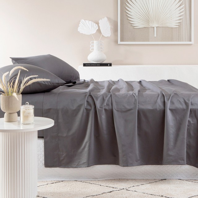 Hotel 1000 Thread Count Sheet Set by M.U.S.E.