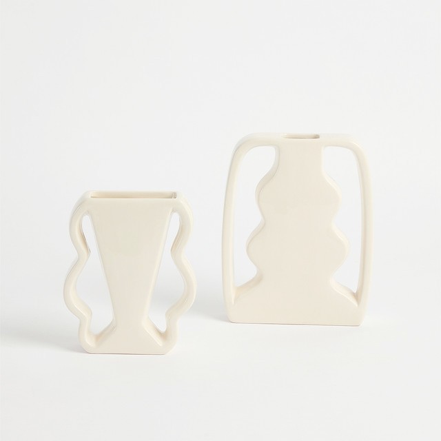 Lulu Wave Vase by M.U.S.E.