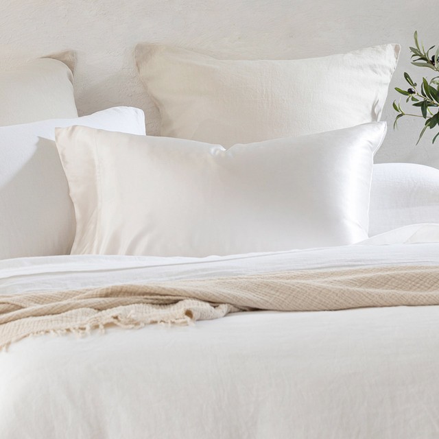 White Mulberry Silk Plain Pillowcase by M.U.S.E.