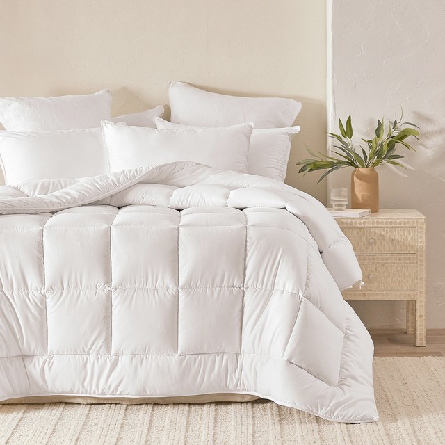 Recycled 400gsm Microfibre quilt by Re:new