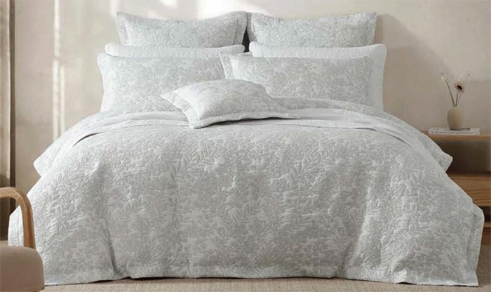 Private Collection Quinn Quilt Cover Set^