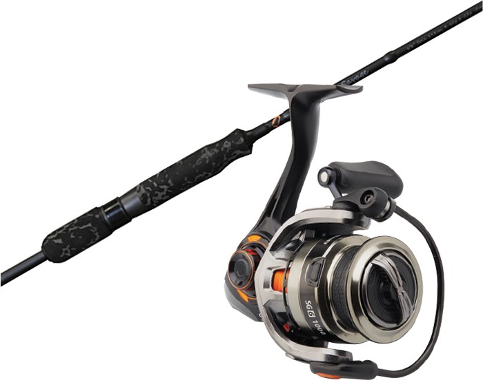 Savage Gear SG6 Spin Reel + Savage Gear Black Rod Pack