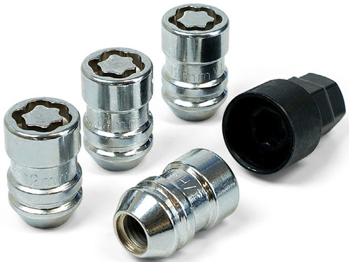 20% off SAAS & Performance Plus Wheel & Lock Nuts