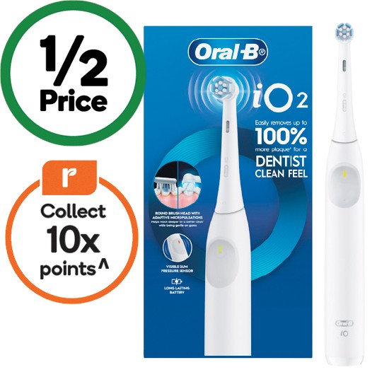Oral-B iO2 Electric Toothbrush Set
