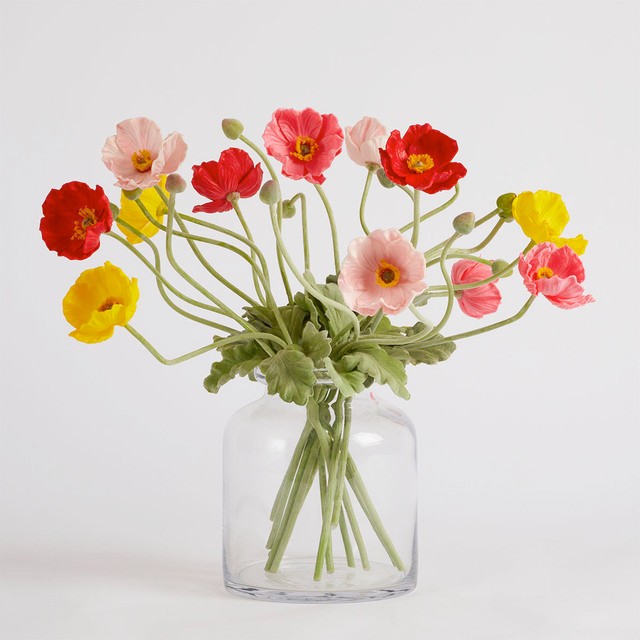 Artificial Single Poppy Stem by M.U.S.E.