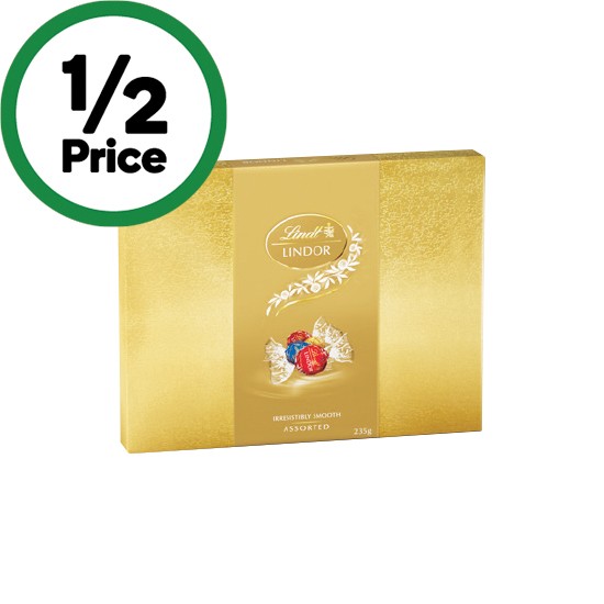 Lindt Lindor Chocolate Box 235g