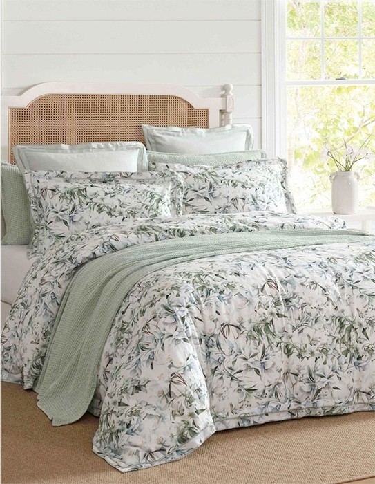 Private Collection Starlet Quilt Cover Set^