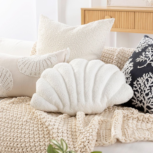 Bouclé Shell Cushion by M.U.S.E.