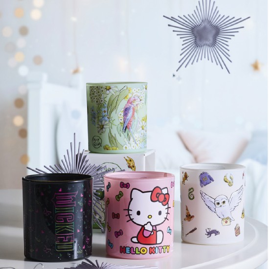 Christmas Licensed Scented Candles – Assorted