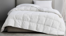Sheridan-Deluxe-Feather-Down-Quilt on sale