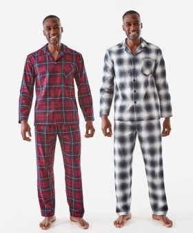 Printed-Flannel-Pyjama-Set on sale