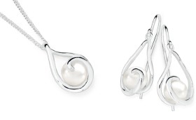 Sterling-Silver-Freshwater-Pearl-Set on sale