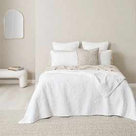 Somerton-Bedspread on sale