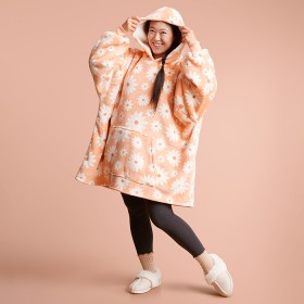 Hooded-Sherpa-Blankets on sale