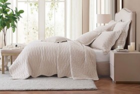 Private-Collection-Indiana-Coverlet on sale