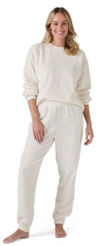 me-Long-Sleeve-Fleece-Pyjama-Set on sale