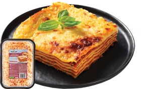 Ready-Chef-Homestyle-Beef-and-Pork-Lasagne-2kg on sale