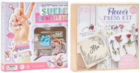 Craft-Kits on sale