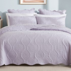 KOO+Lola+Quilted+Coverlet+Set+with+Scallop+Edge