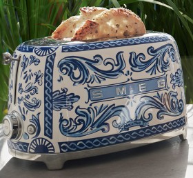 Smeg+X+Dolce%26amp%3BGabbana+%26lsquo%3BBlu+Mediterraneo%26rsquo%3B+%26rsquo%3B50s+Style+2+Slice+Toaster