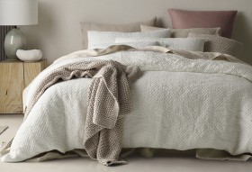 Australian+House+%26amp%3B+Garden+Queenstown+Quilted+Cotton+Quilt+Cover+Set%5E