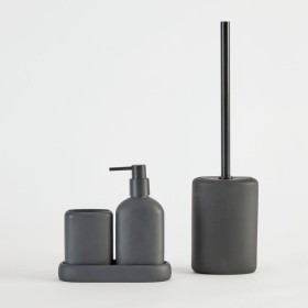 Mason+Black+Bathroom+Accesories+by+Habitat