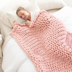 Revita+Sleep+Peach+Knitted+Weighted+Blanket+by+Onkaparinga