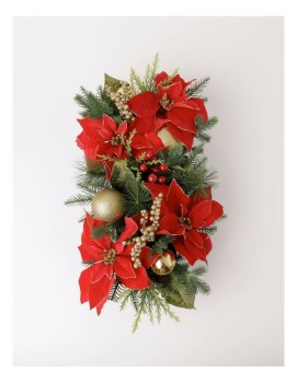 Heirloom+Poinsettia+and+Berries+Foliage+Arrangement+in+Red