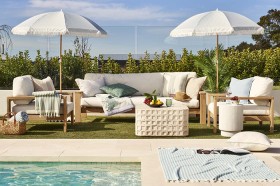 Australian+House+%26amp%3B+Garden+Marco+Pin+Stripe+Beach+Accessories