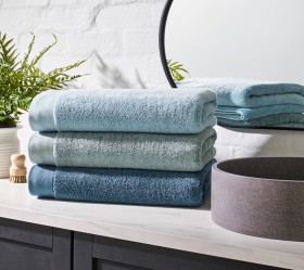 Australian+House+%26amp%3B+Garden+Australian+Cotton+Bath+Towels