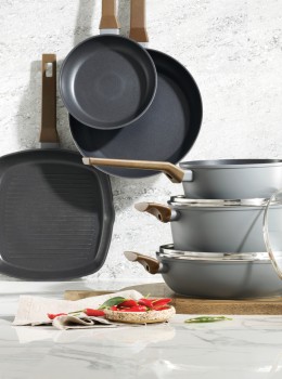 40%25+off+Equip+Cookware