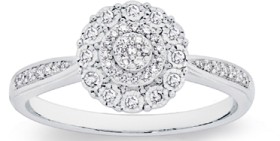 9ct+White+Gold+Diamond+Round+Cluster+Ring