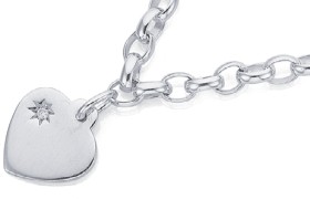 Sterling-Silver-19cm-Oval-Belcher-With-Heart-Charm on sale