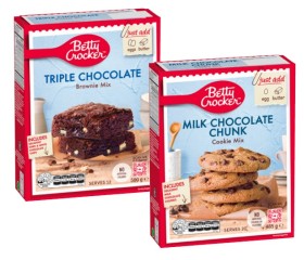 Betty+Crocker+Baking+Mix+Triple+Choc+Fudge+Brownies+500g+or+Milk+Choc+Chunk+Cookie+485g