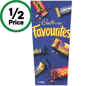 Cadbury-Favourites-520g on sale