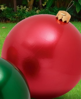 Jolly+%26amp%3B+Joy+Large+Inflatable+Bauble+75cm