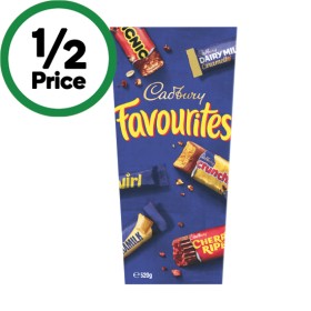 Cadbury-Favourites-520g on sale