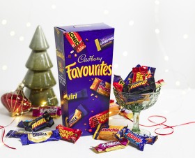 Cadbury-Favourites-520g on sale