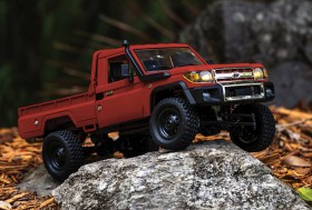 1%3A12+Scale+R%2FC+Toyota+Land+Cruiser+Red