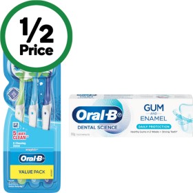 Oral-B+5+Way+Clean+Toothbrush+Pk+3+or+Gum+Care+Toothpaste+110g