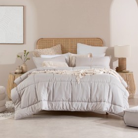 Snoozi+Cube+Natural+Comforter+Set+by+Essentials