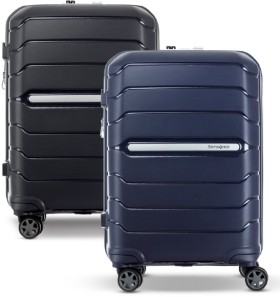 40%25+off+Samsonite+Oc2lite+Spinner+Suitcase+in+Black+or+Navy