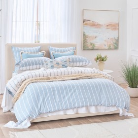 Adria+Blue+Reversible+Quilt+Cover+Set+by+Habitat