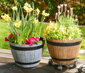 Gardenista+Barrel+Planter
