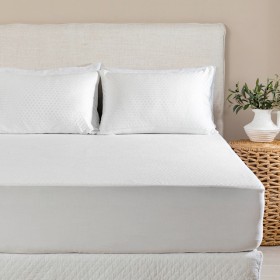 Comfort+Science+Ice+Fibre+Mattress+Protector+by+Hilton