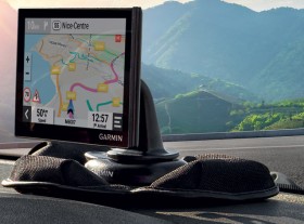 Garmin-Drive-53-MT-S on sale