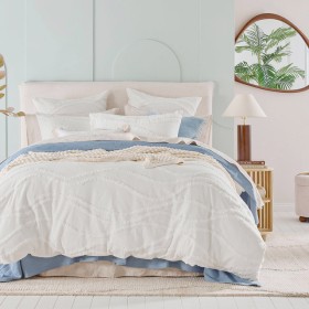 Wave+Tufted+Quilt+Cover+Set+by+M.U.S.E.